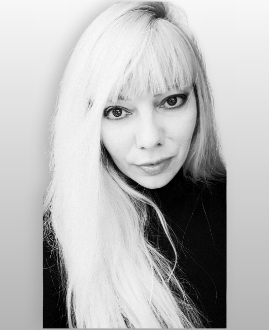 Virginie Vanbavinckhove cheffe de projet digital design stratégie Portrait Virginie Vanbavinckhove cheffe de projet digital, design & communication
