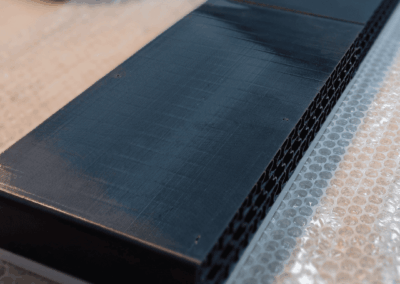 Mousse d' encollage et de lissage pour chaine d'embouteillage imprimée en 3D