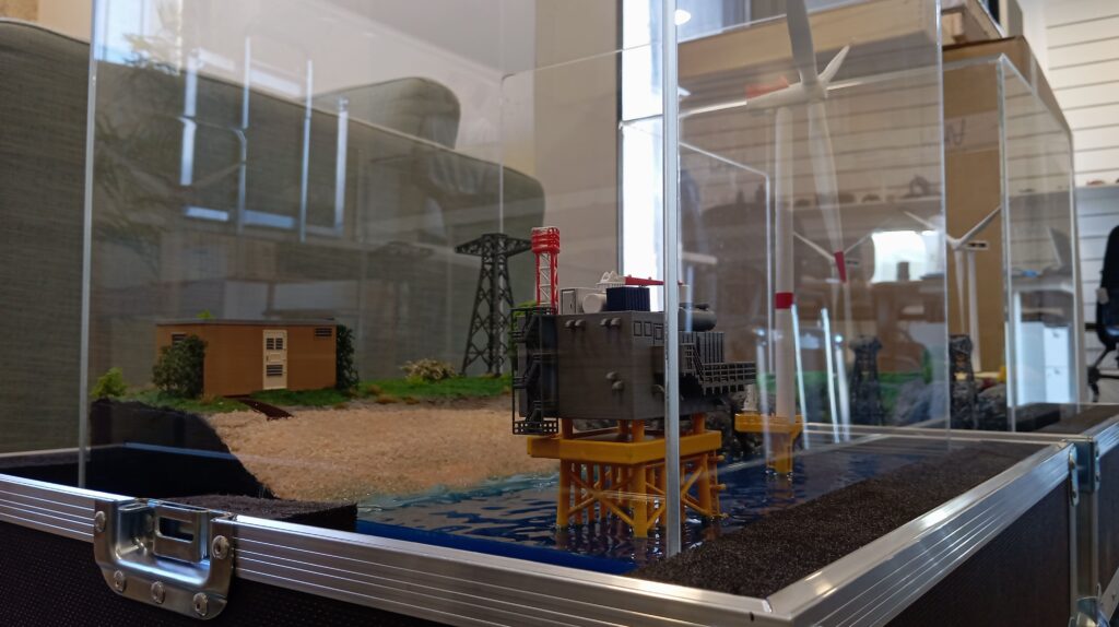Maquette offshore en impression 3D et résine